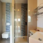 One Bedroom Bonsai With Shared Pool Kukci
