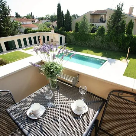아파트 One Bedroom Bonsai With Shared Pool Kukci
