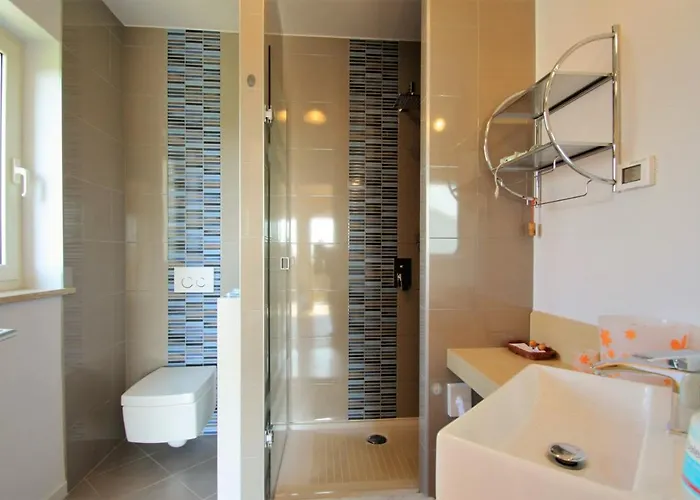 One Bedroom Bonsai With Shared Pool Kukci