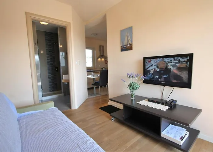 One Bedroom Bonsai With Shared Pool Kukci