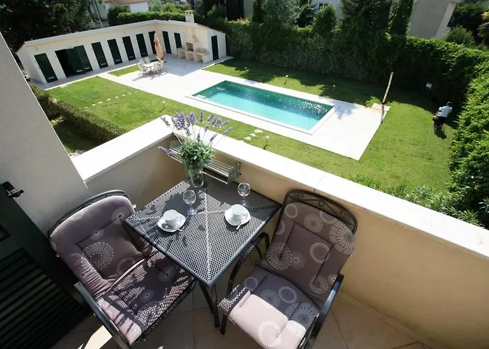 One Bedroom Bonsai With Shared Pool Appartement